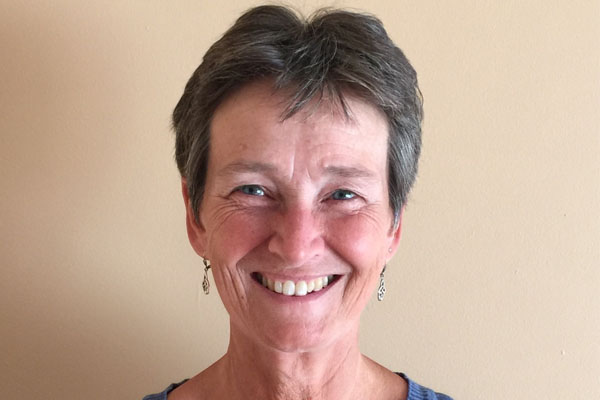 recovering-with-a-twist-queen-s-gazette